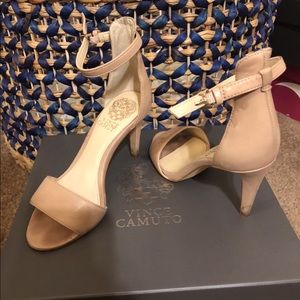 Vince Camuto Corlina heels